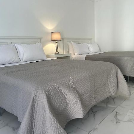 The Sunset Stay Apartments Nassau Exterior foto
